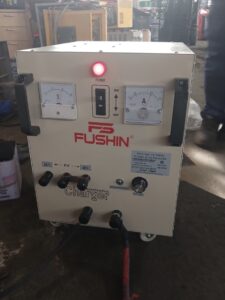 Sạc tự động tăng giảm 36V-48VDC 150A Fushin